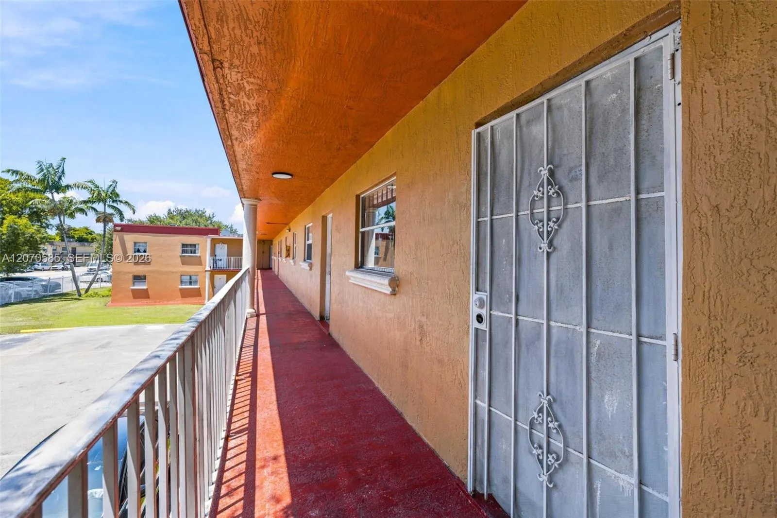 1245 W 24th St # 223, Hialeah, FL 33010