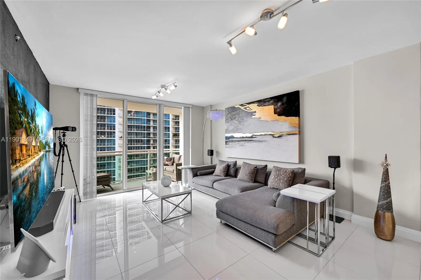 3001 S Ocean Dr # 1513, Hollywood, FL 33019 photo 3