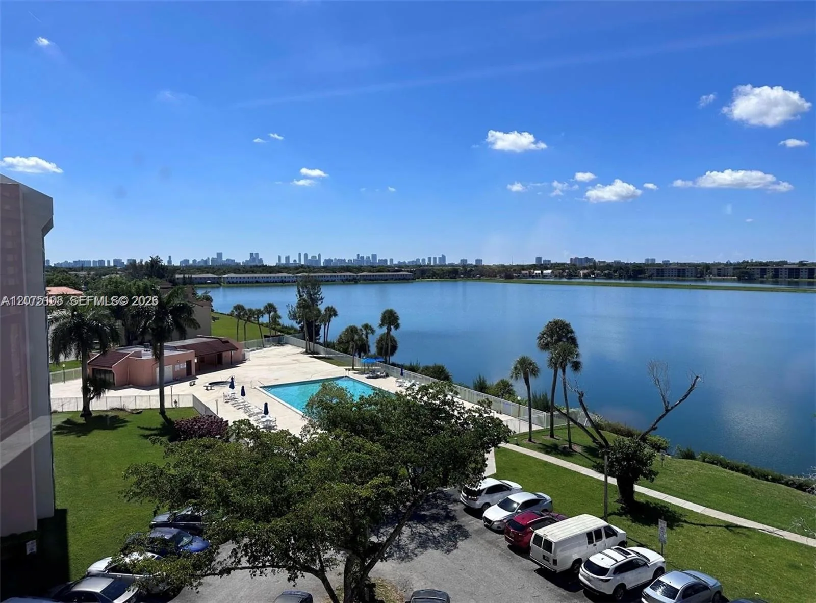 20850 San Simeon Way # 603-5, Miami, FL 33179