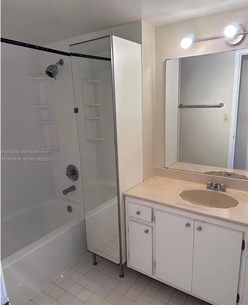20850 San Simeon Way # 603-5, Miami, FL 33179 photo 12