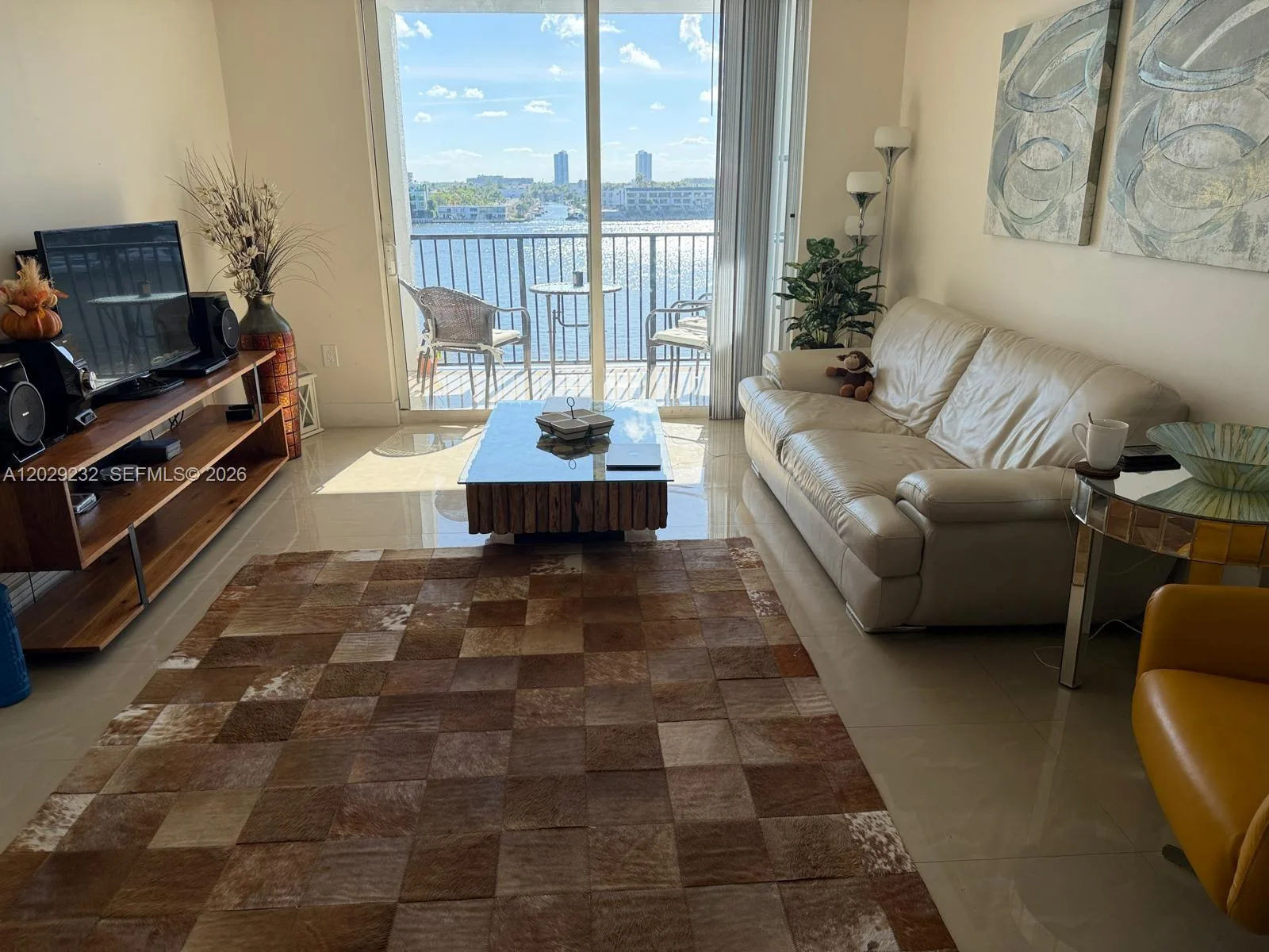 17100 N Bay Rd # 1605, Sunny Isles Beach, FL 33160