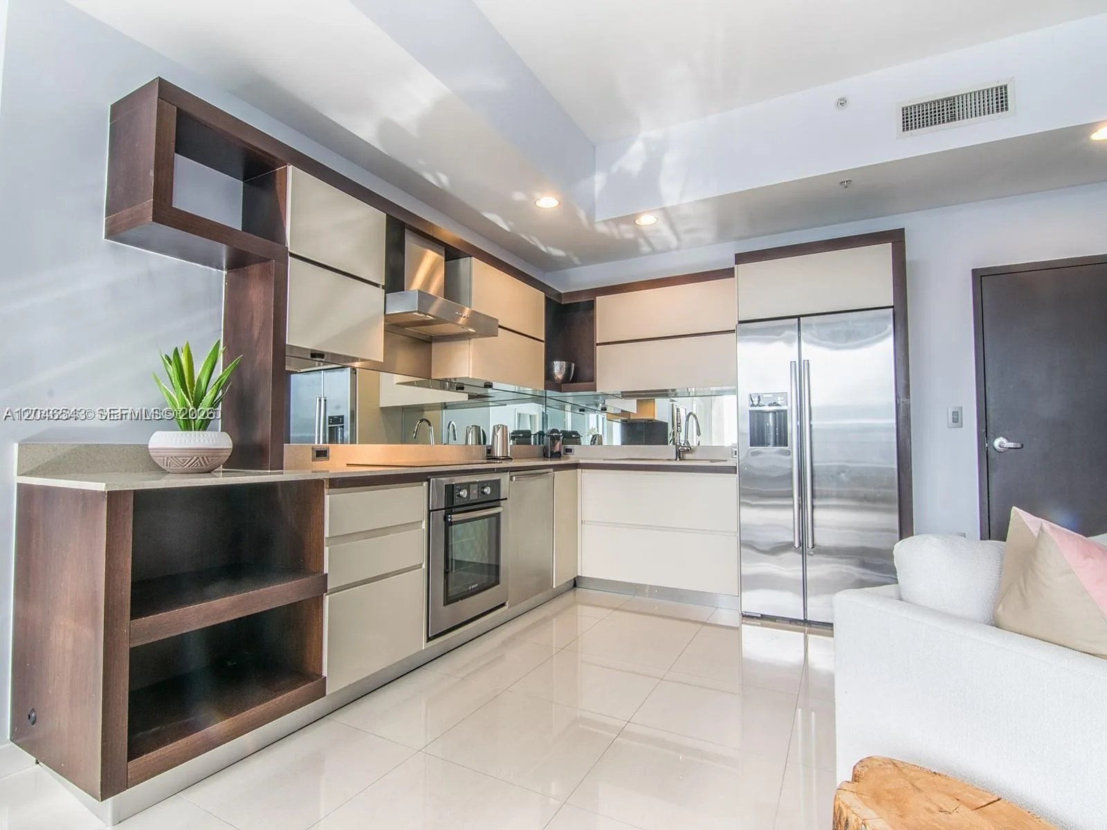 2100 Park Ave # 406, Miami Beach, FL 33139 photo 11