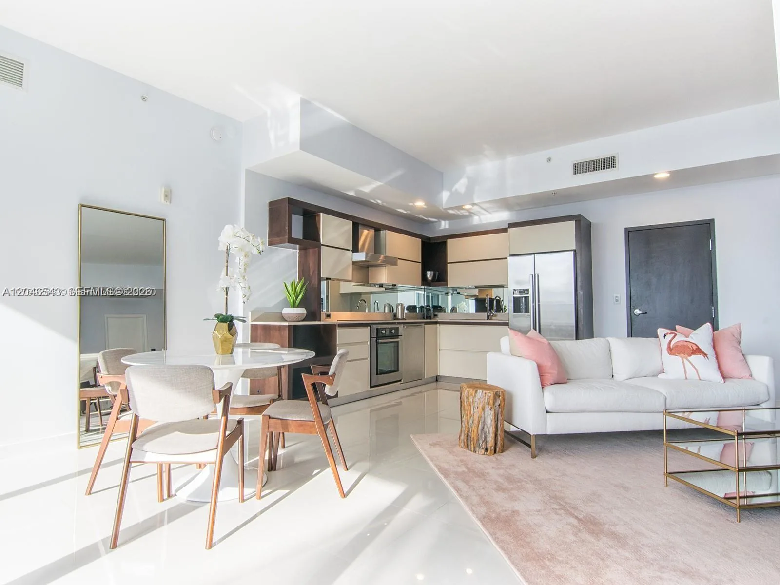 2100 Park Ave # 406, Miami Beach, FL 33139 photo 2