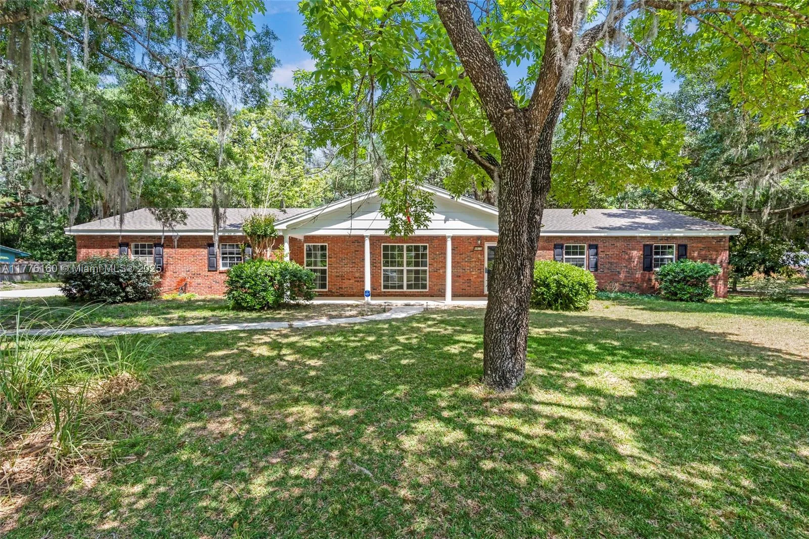 4925 SW 19th Street, Gainesville, FL 32608