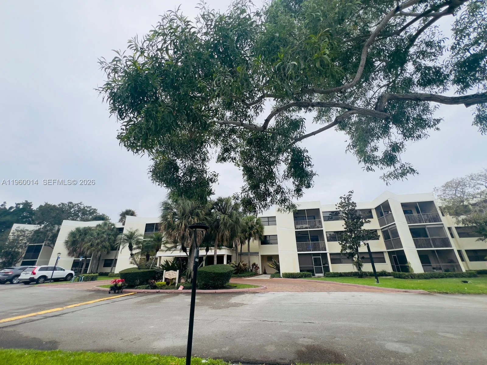 491 Racquet Club Rd # 211, Weston, FL 33326 photo 4