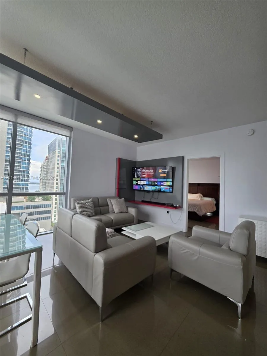 1060 Brickell Ave # 2201, Miami, FL 33131 photo 13
