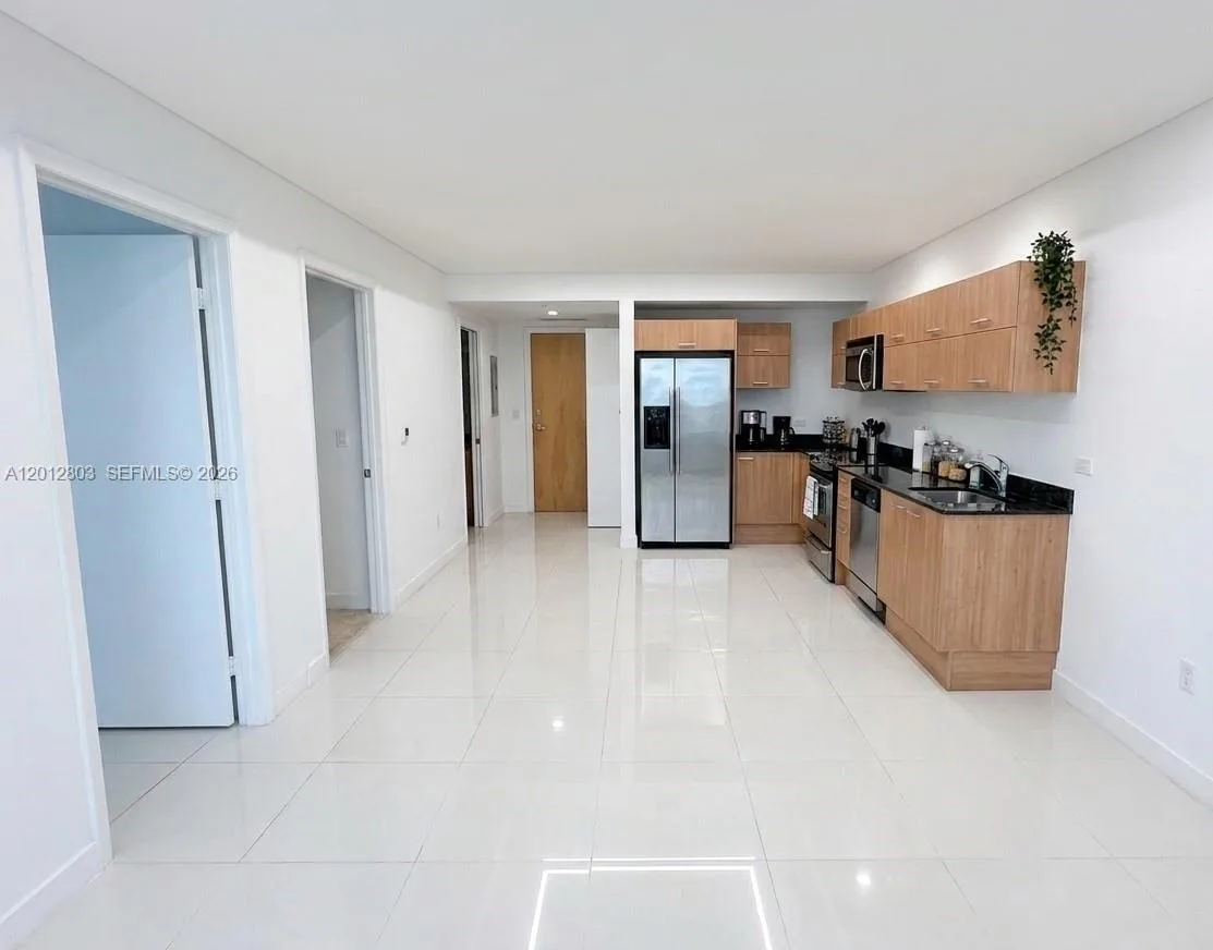 350 S Miami Ave # 3509, Miami, FL 33130 photo 3