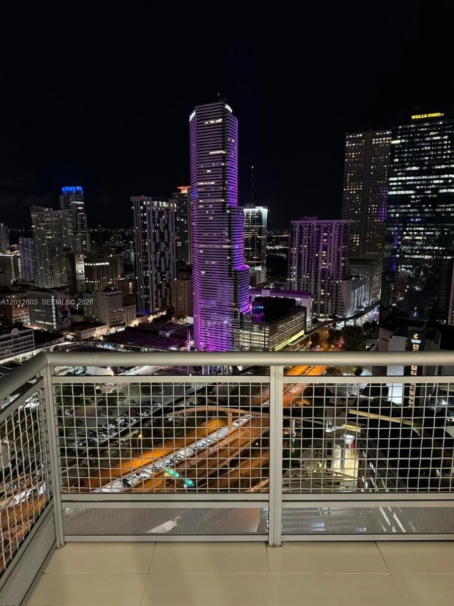 350 S Miami Ave # 3509, Miami, FL 33130 photo 6