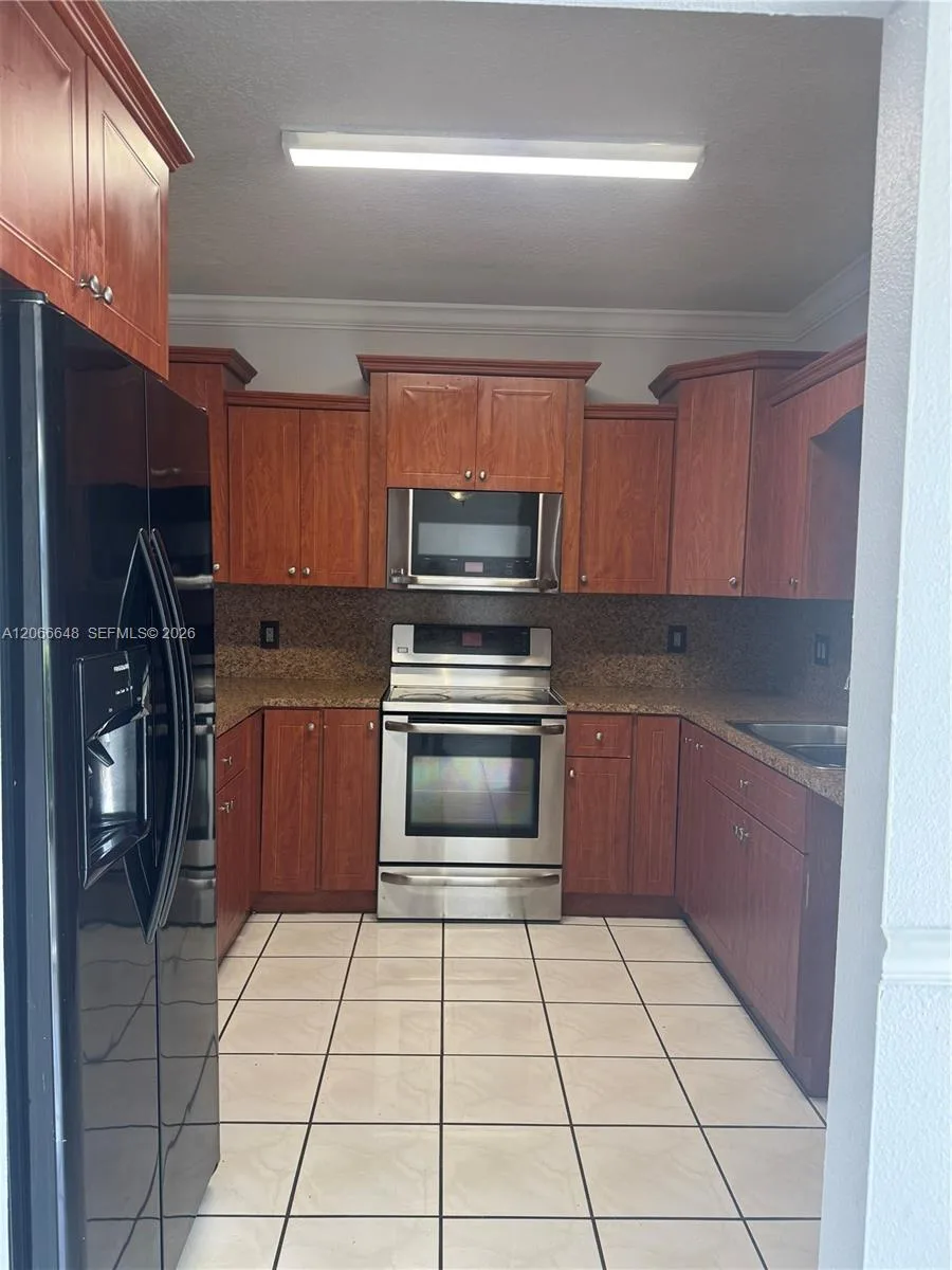 8380 NW 103rd St # 105G, Hialeah Gardens, FL 33016 photo 4