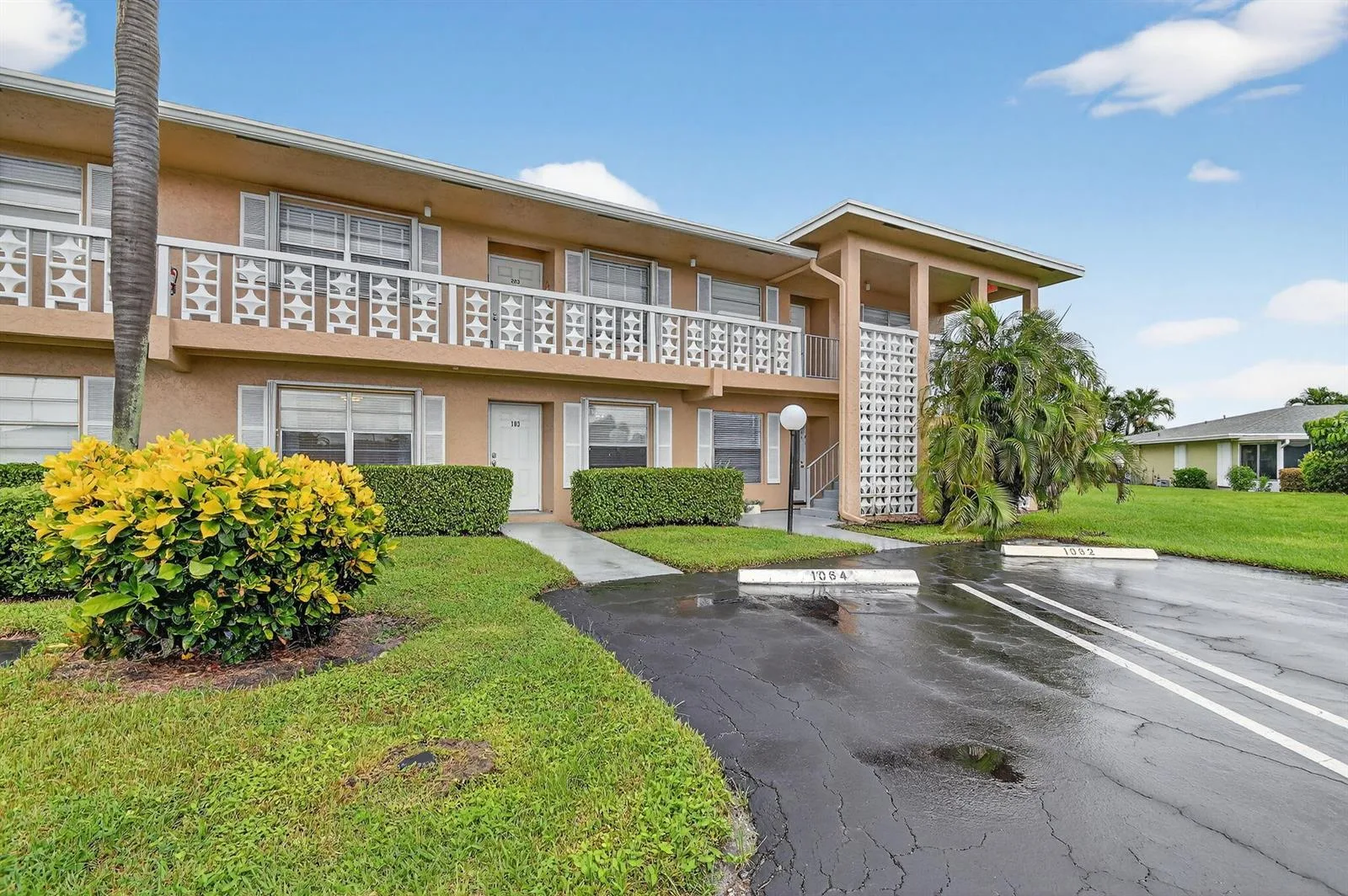 2411 Papaya Drive # 103, Delray Beach, FL 33445