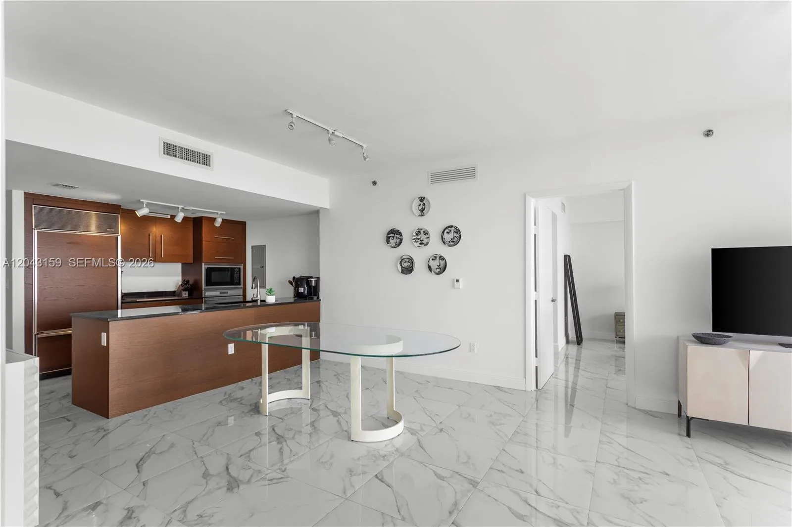 465 Brickell Ave # 5505, Miami, FL 33131 photo 10