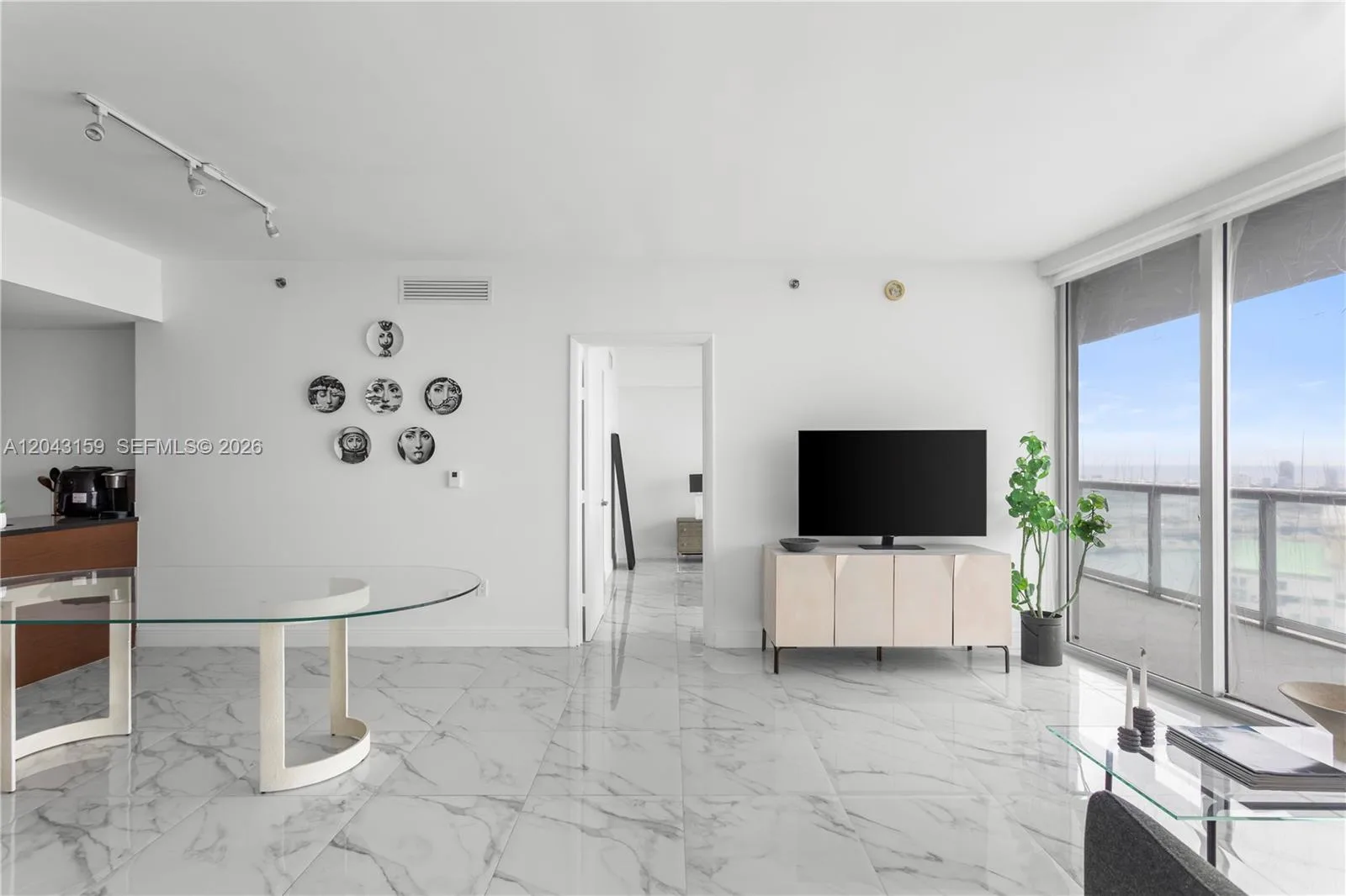 465 Brickell Ave # 5505, Miami, FL 33131 photo 11