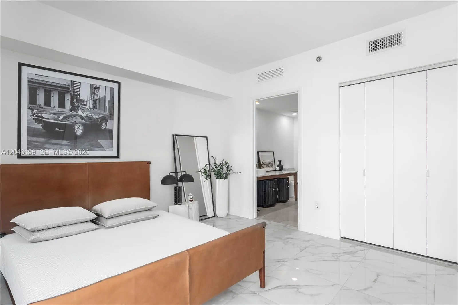 465 Brickell Ave # 5505, Miami, FL 33131 photo 13