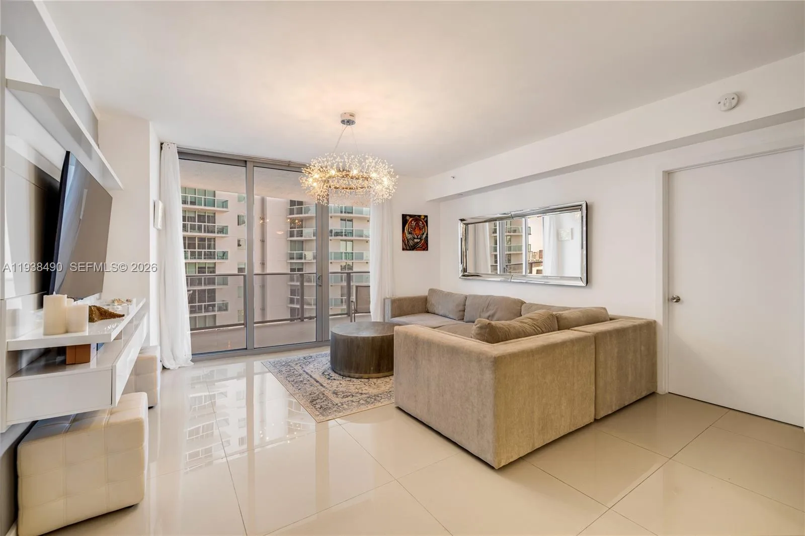 488 NE 18th St # 1511, Miami, FL 33132 photo 4