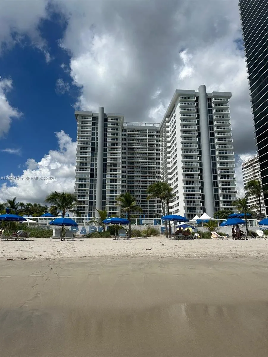 2030 S Ocean Dr # 1706, Hallandale Beach, FL 33009