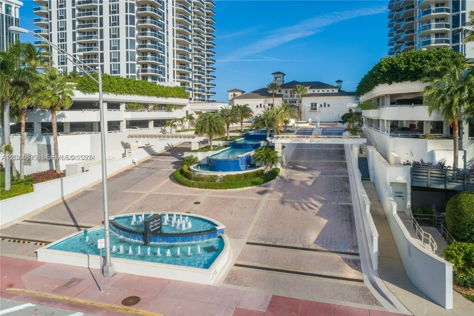 4779 Collins Ave # 3102, Miami Beach, FL 33140 photo 2