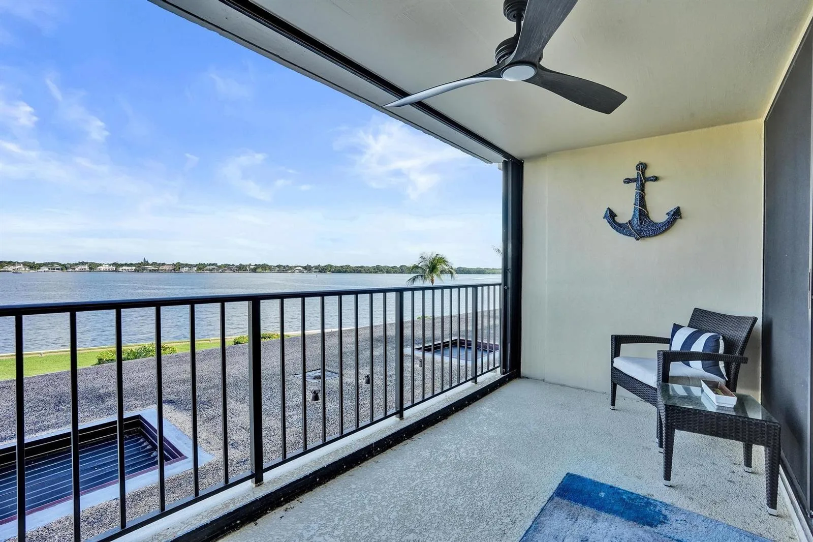 132 Lakeshore Drive # 317, North Palm Beach, FL 33408