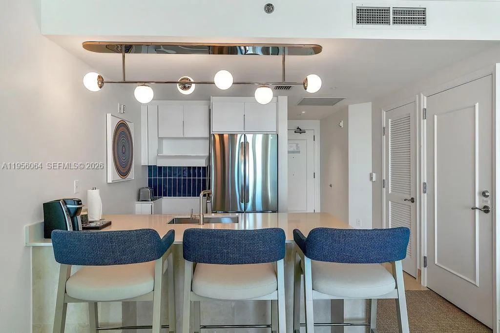 4401 Collins Ave # 1712, Miami Beach, FL 33140 photo 10