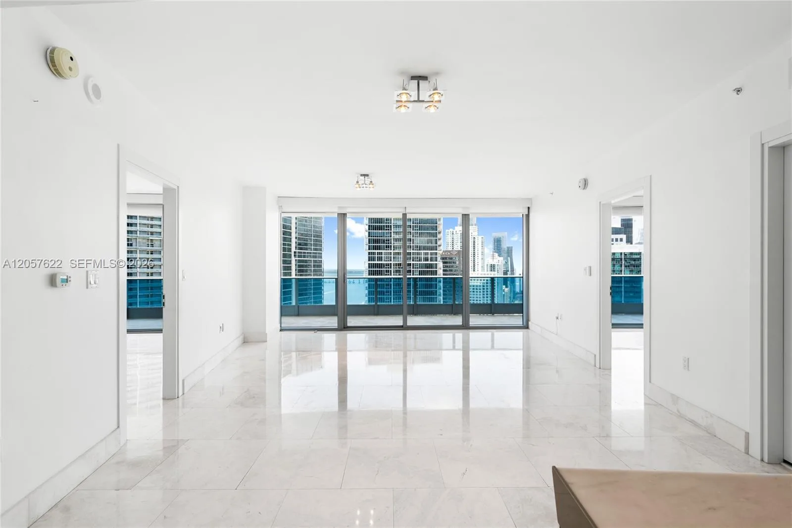 200 Biscayne Boulevard Way # 4004, Miami, FL 33131 photo 10