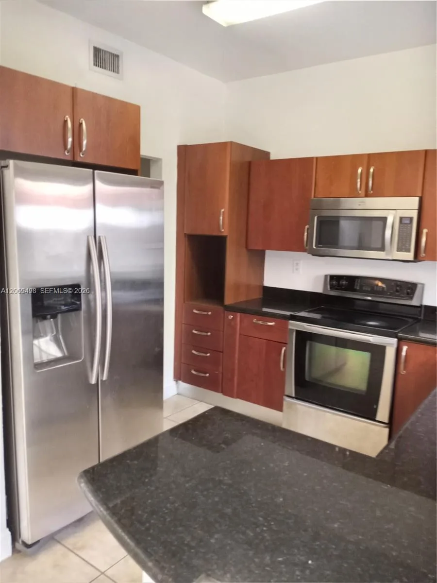 7427 NW 181st Ter # 7427, Hialeah, FL 33015 photo 5