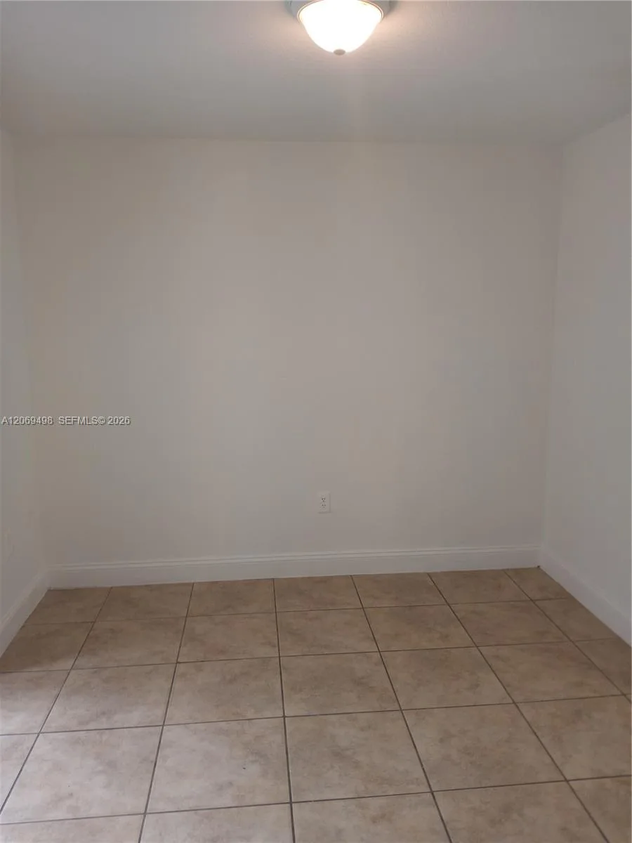 7427 NW 181st Ter # 7427, Hialeah, FL 33015 photo 9