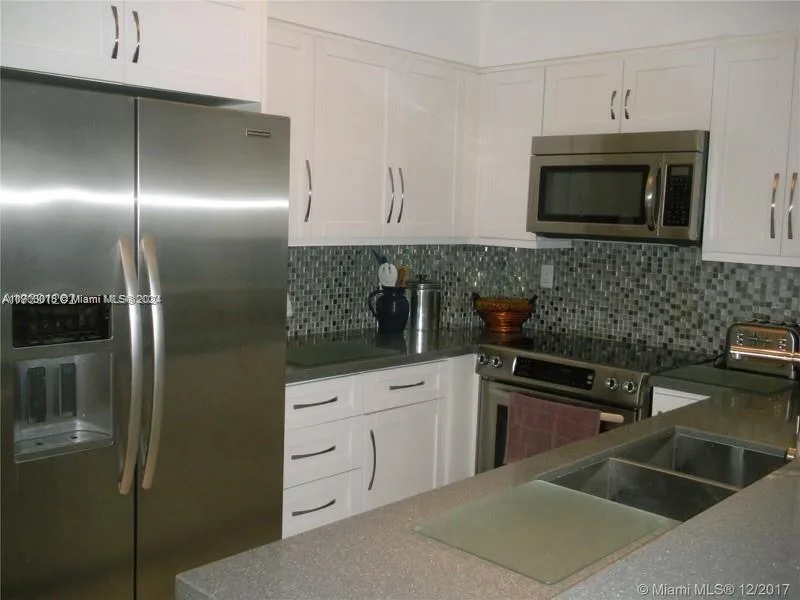 5005 Collins Ave # 1108, Miami Beach, FL 33140 photo 6