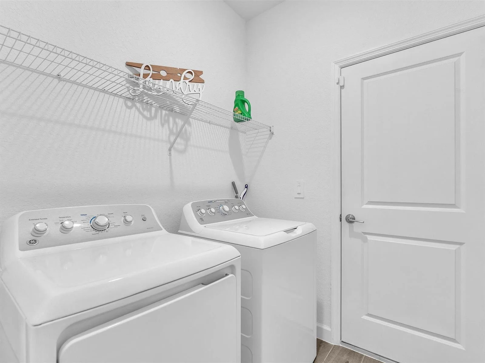 7961 Lakes Edge Lane, Port Charlotte, FL 33981 photo 8