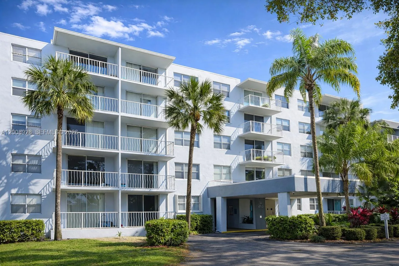 470 Executive Center Dr # 2D, West Palm Beach, FL 33401