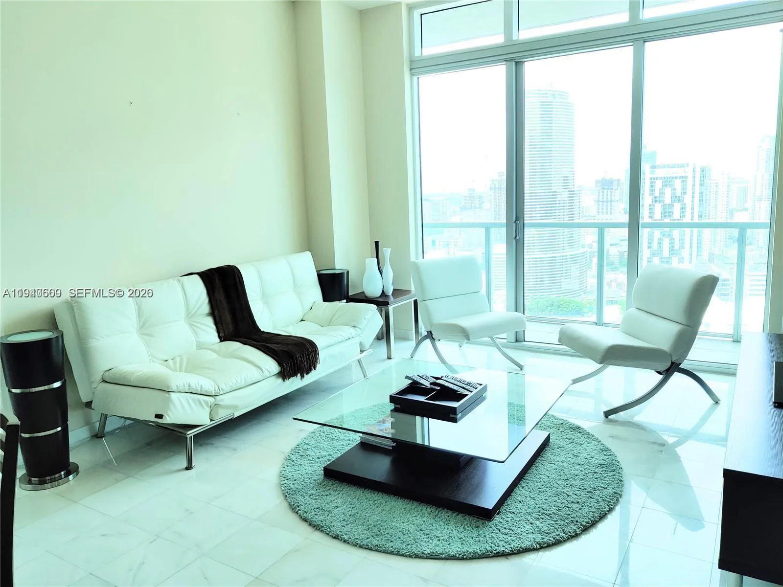 55 SE 6th St # 4105, Miami, FL 33131 photo 4