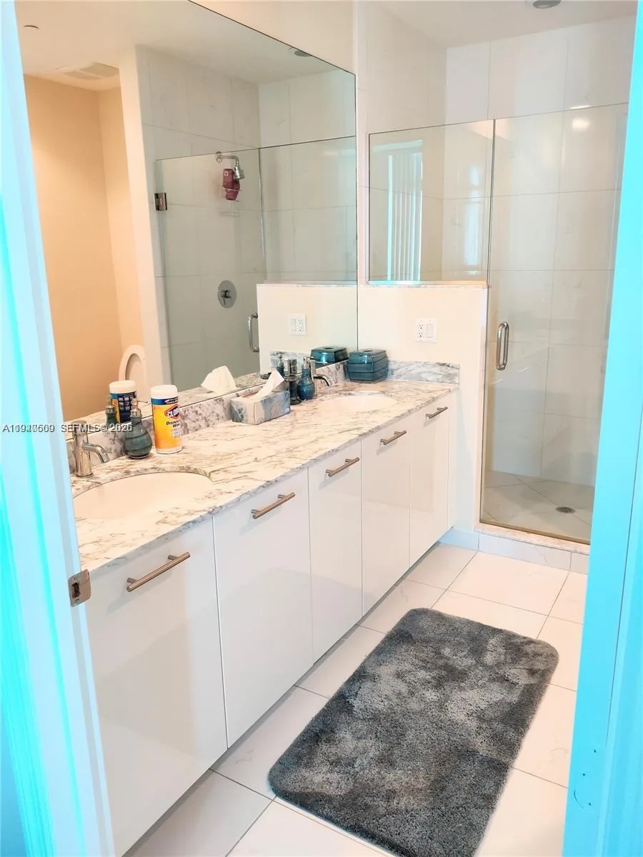 55 SE 6th St # 4105, Miami, FL 33131 photo 6