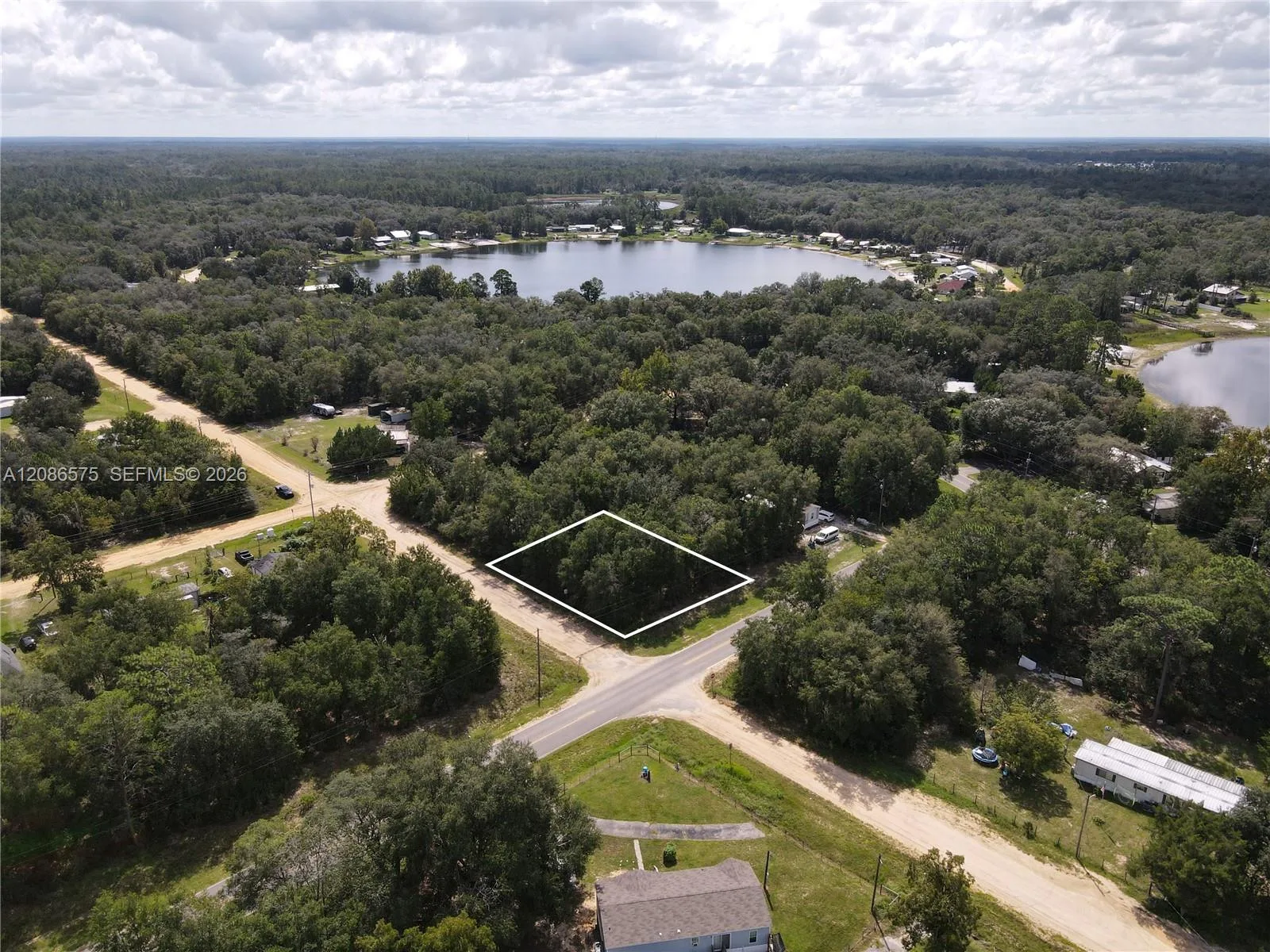 104 Gunner Ave, Other City - In The State Of Florida, FL 32148