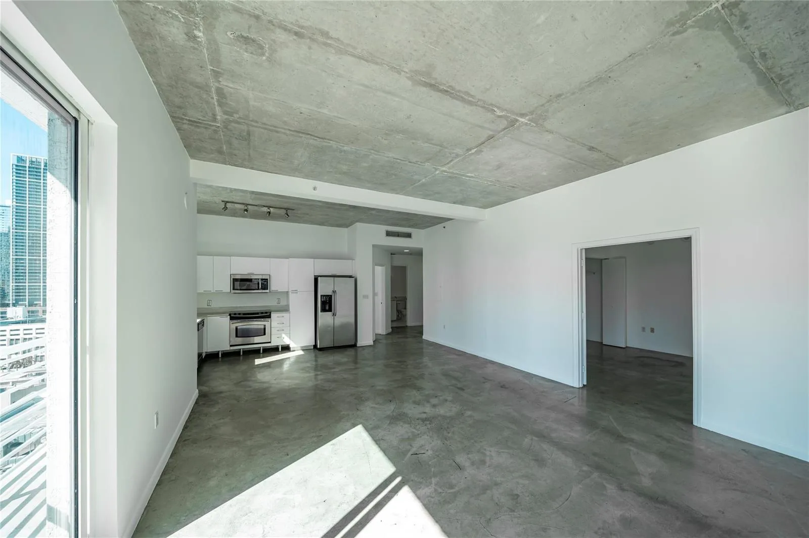 234 NE 3rd Street # 2007, Miami, FL 33132 photo 5