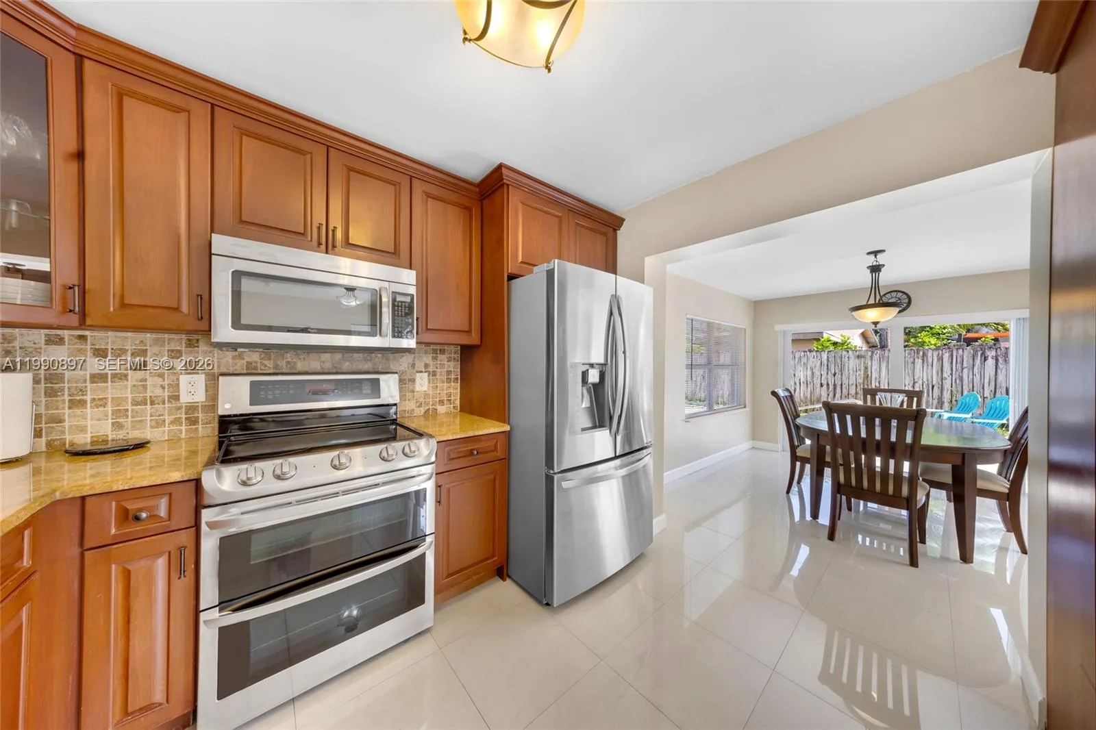 1460 NE 30th Ct, Pompano Beach, FL 33064 photo 6