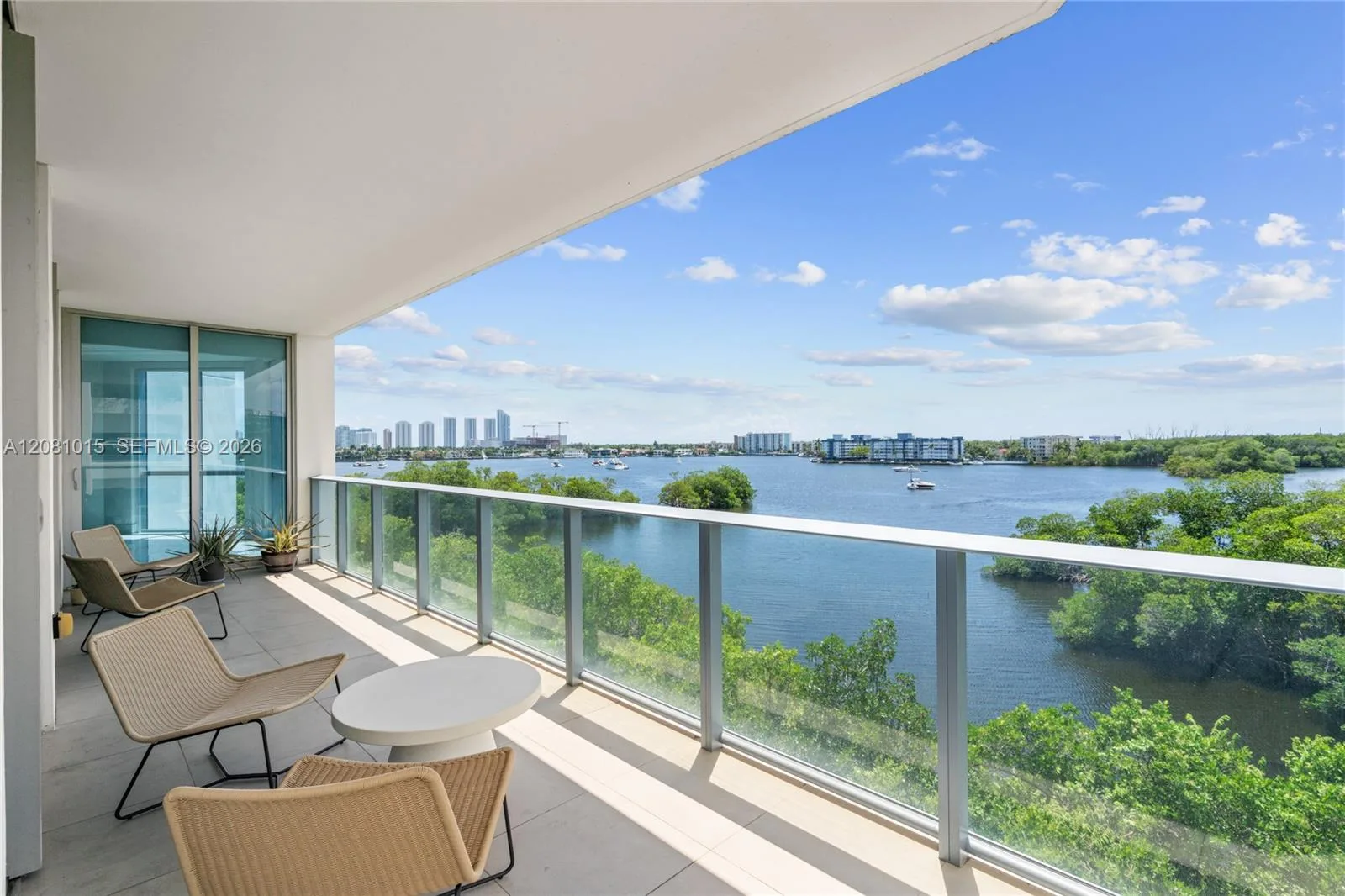 17111 Biscayne Blvd # 402, North Miami Beach, FL 33160