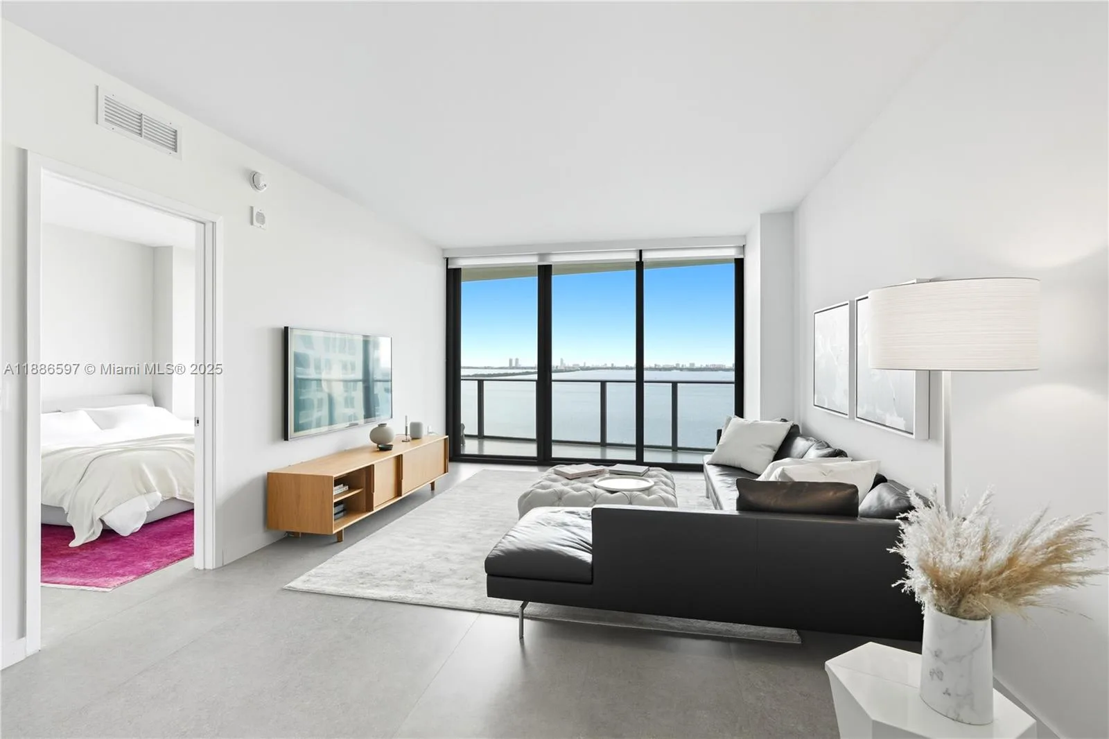 460 NE 28th St # 1805, Miami, FL 33137 photo 5