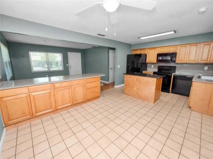 5134 HARVARD Street W, Lakeland, FL 33810 — zdjęcie 4