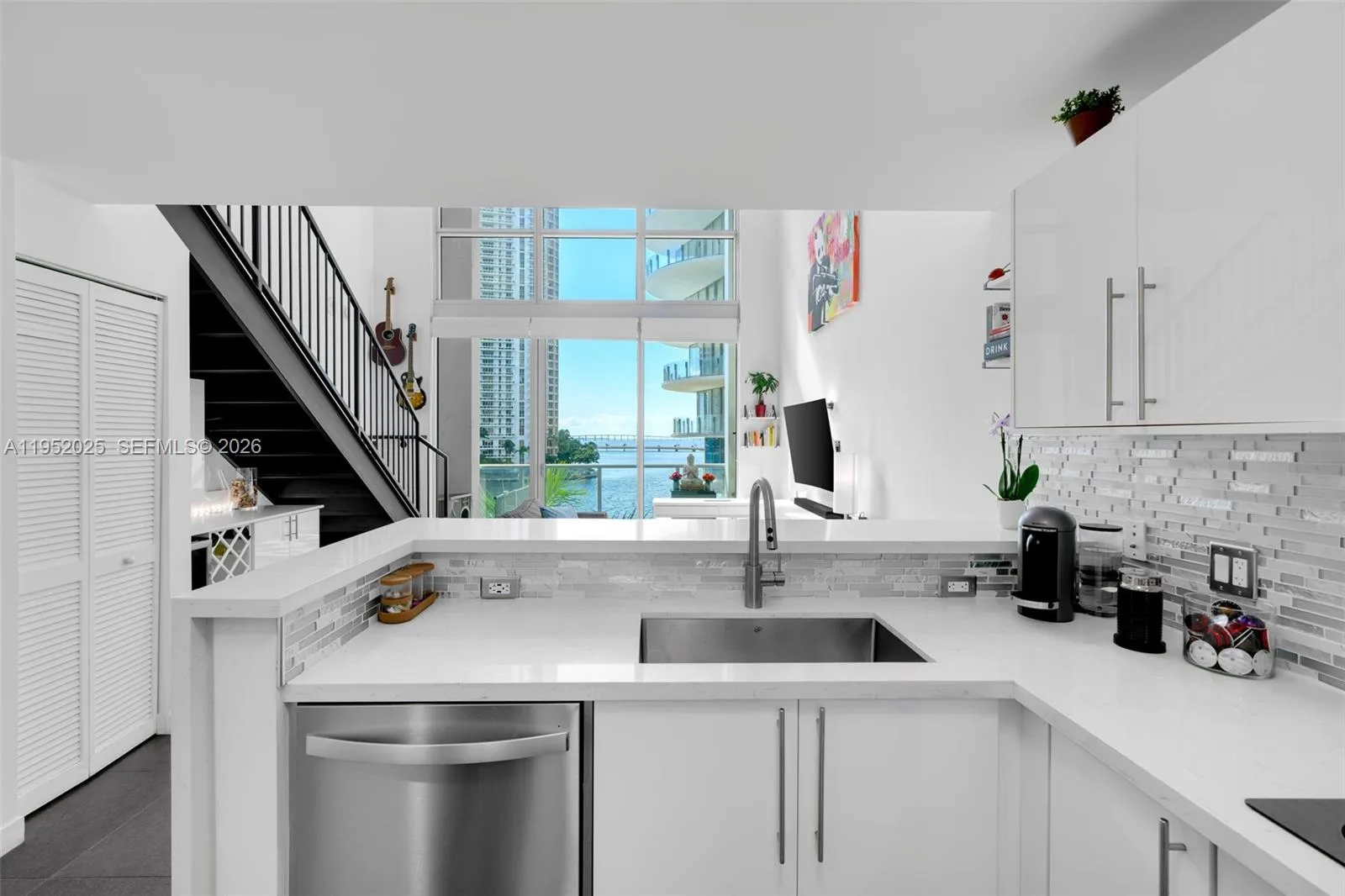 300 S BISCAYNE BLVD # L-410, Miami, FL 33131 photo 12