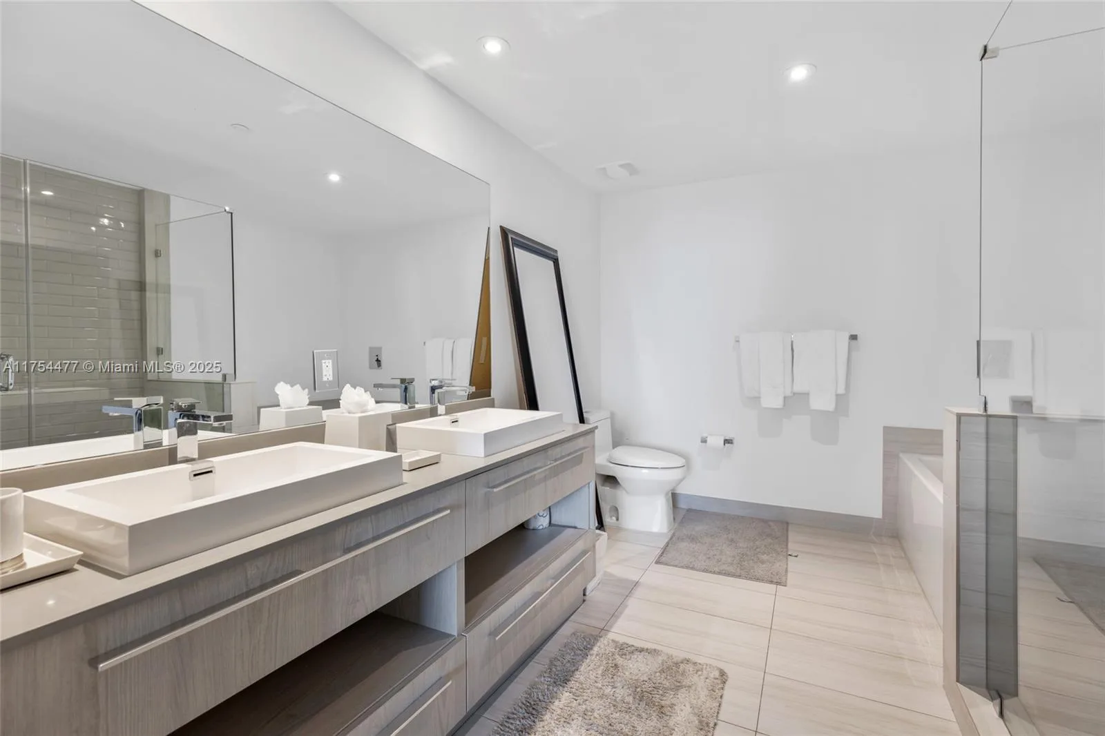 4010 S Ocean Dr # R2505, Hollywood, FL 33019 photo 9