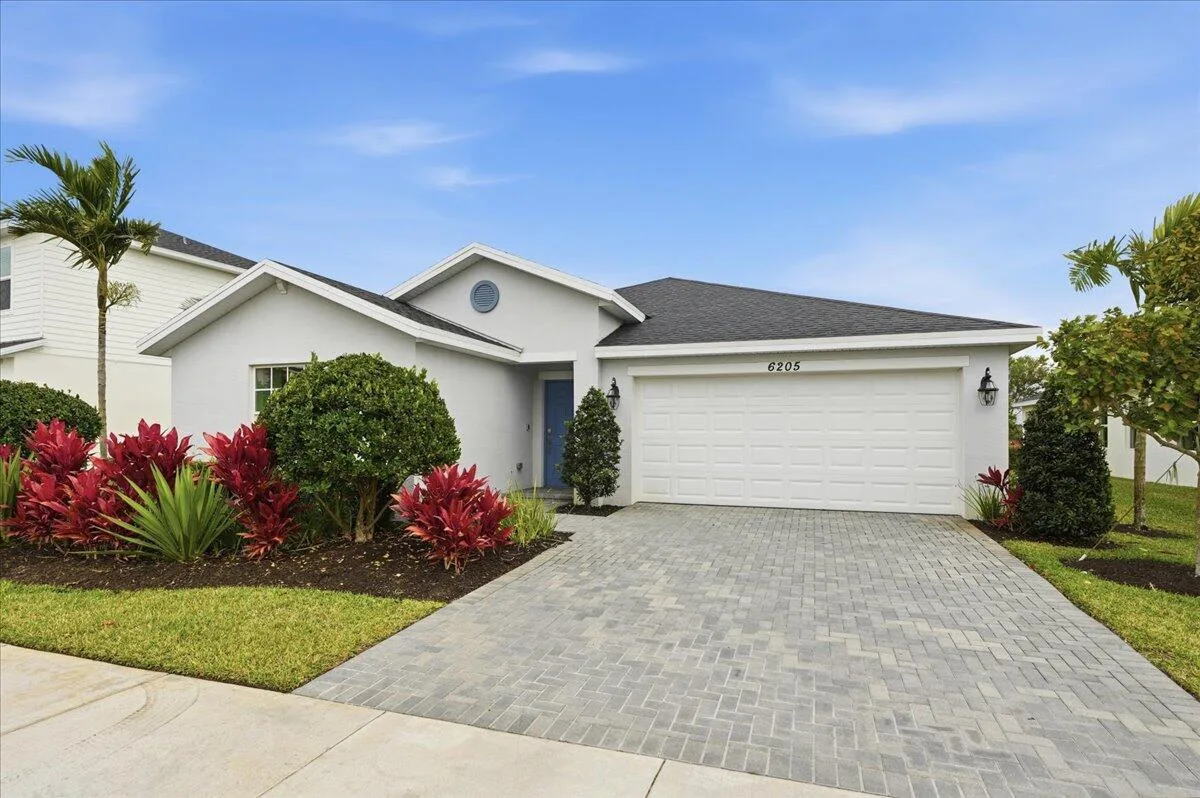 6205 NW Sweetwood Drive, Port St. Lucie, FL 34987