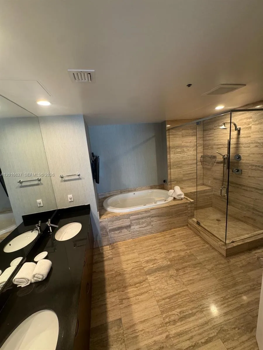16001 Collins Ave # 1002, Sunny Isles Beach, FL 33160 photo 10