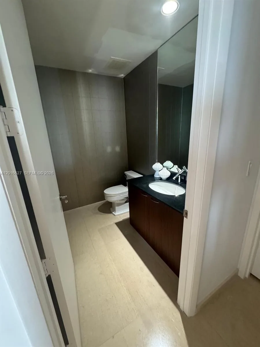 16001 Collins Ave # 1002, Sunny Isles Beach, FL 33160 photo 13