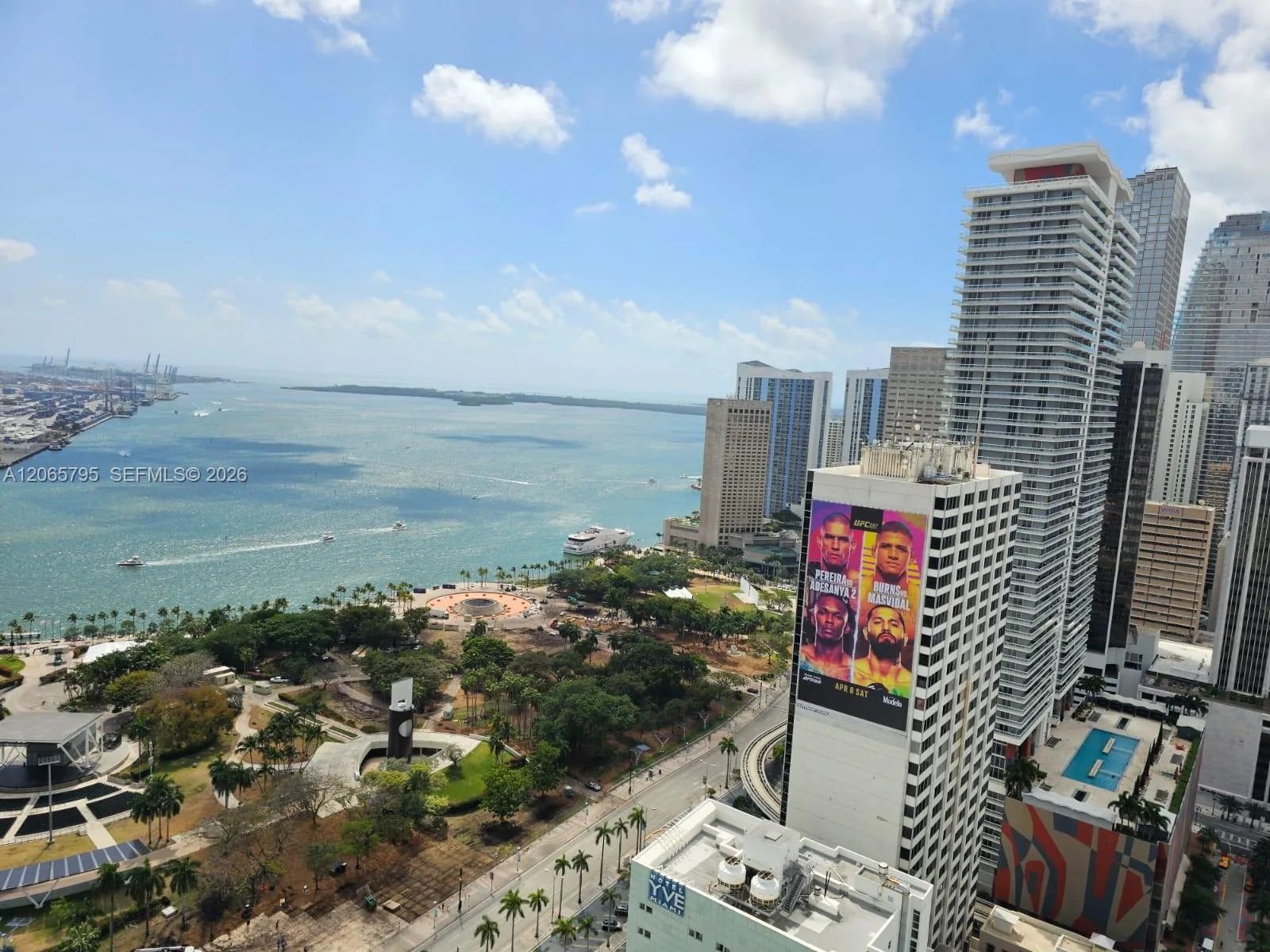 244 Biscayne Blvd # 3707, Miami, FL 33132 photo 5