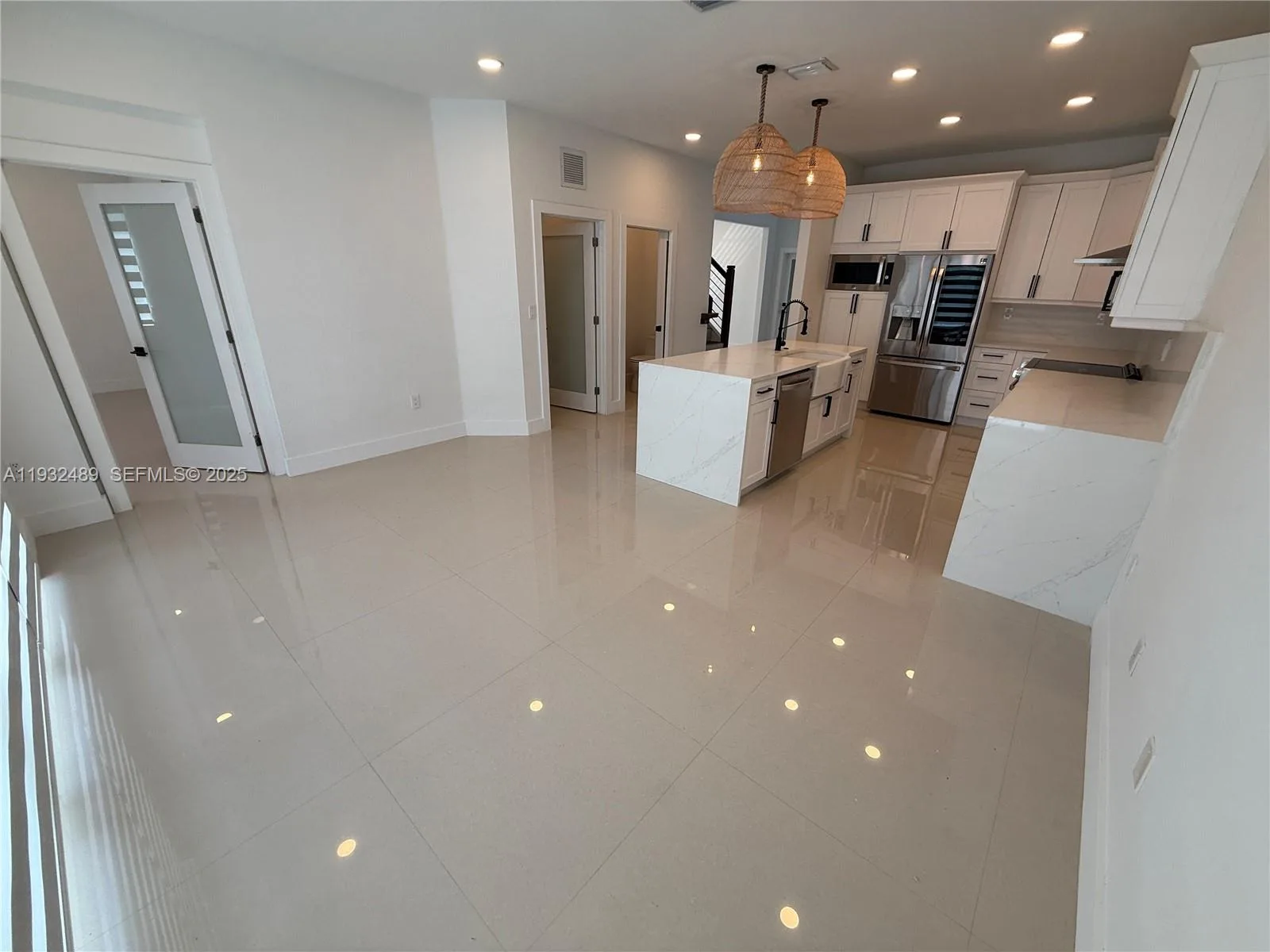 107 SE 22nd Ter, Homestead, FL 33033 photo 8