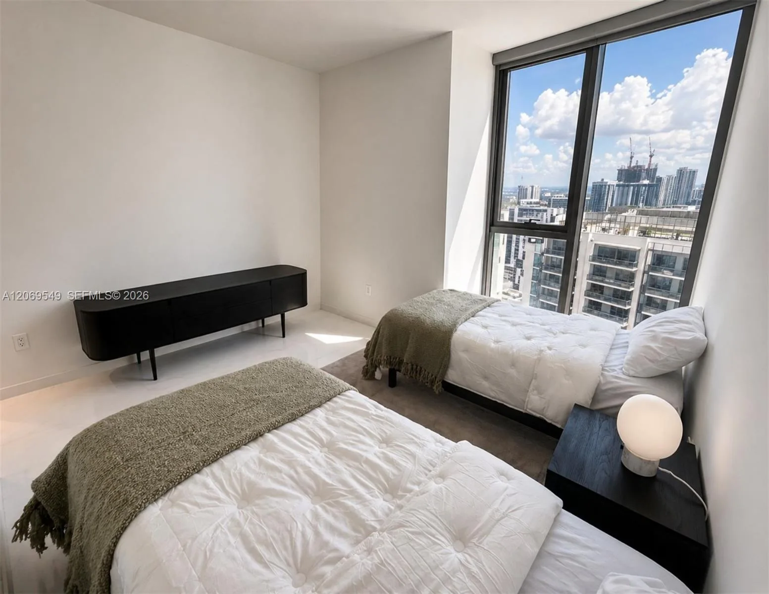 300 Biscayne Blvd Way # 4404, Miami, FL 33131 photo 10