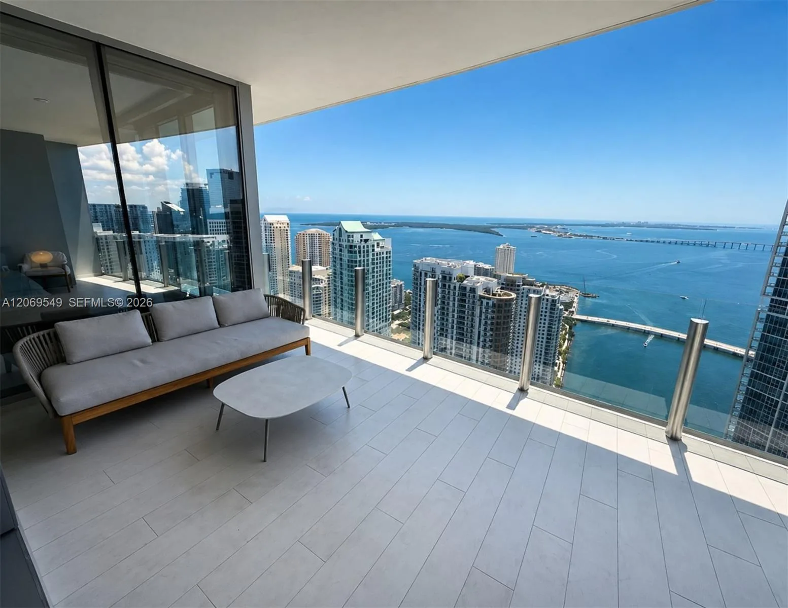 300 Biscayne Blvd Way # 4404, Miami, FL 33131 photo 4