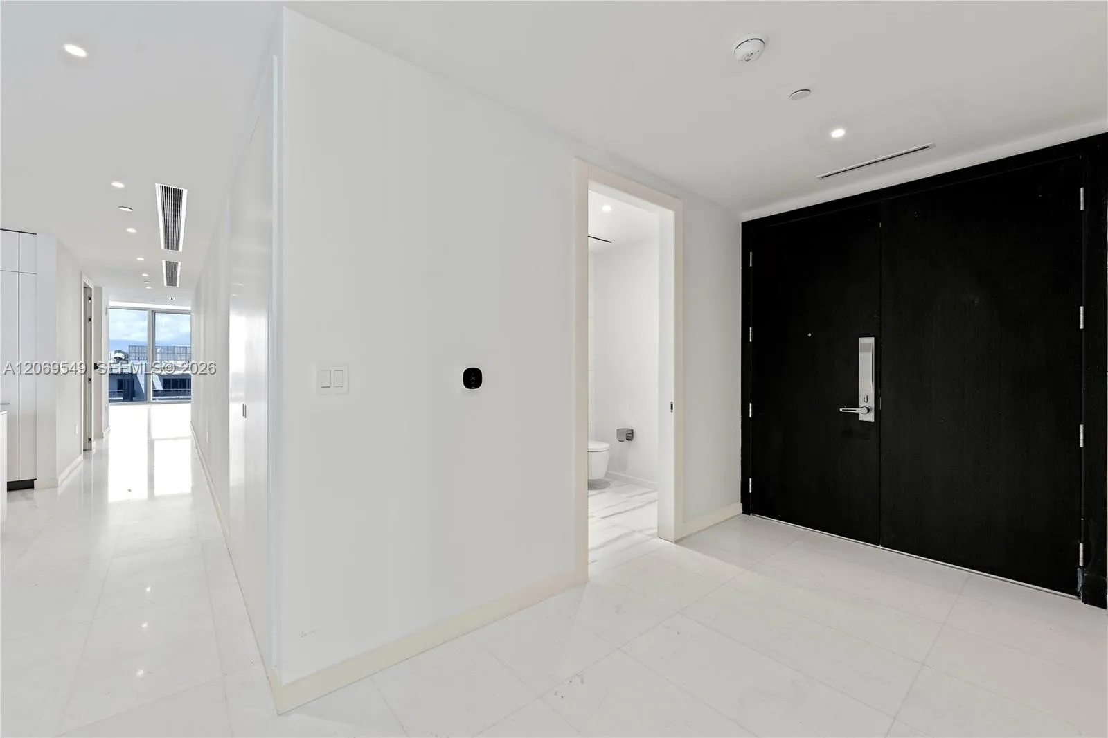 300 Biscayne Blvd Way # 4404, Miami, FL 33131 photo 7