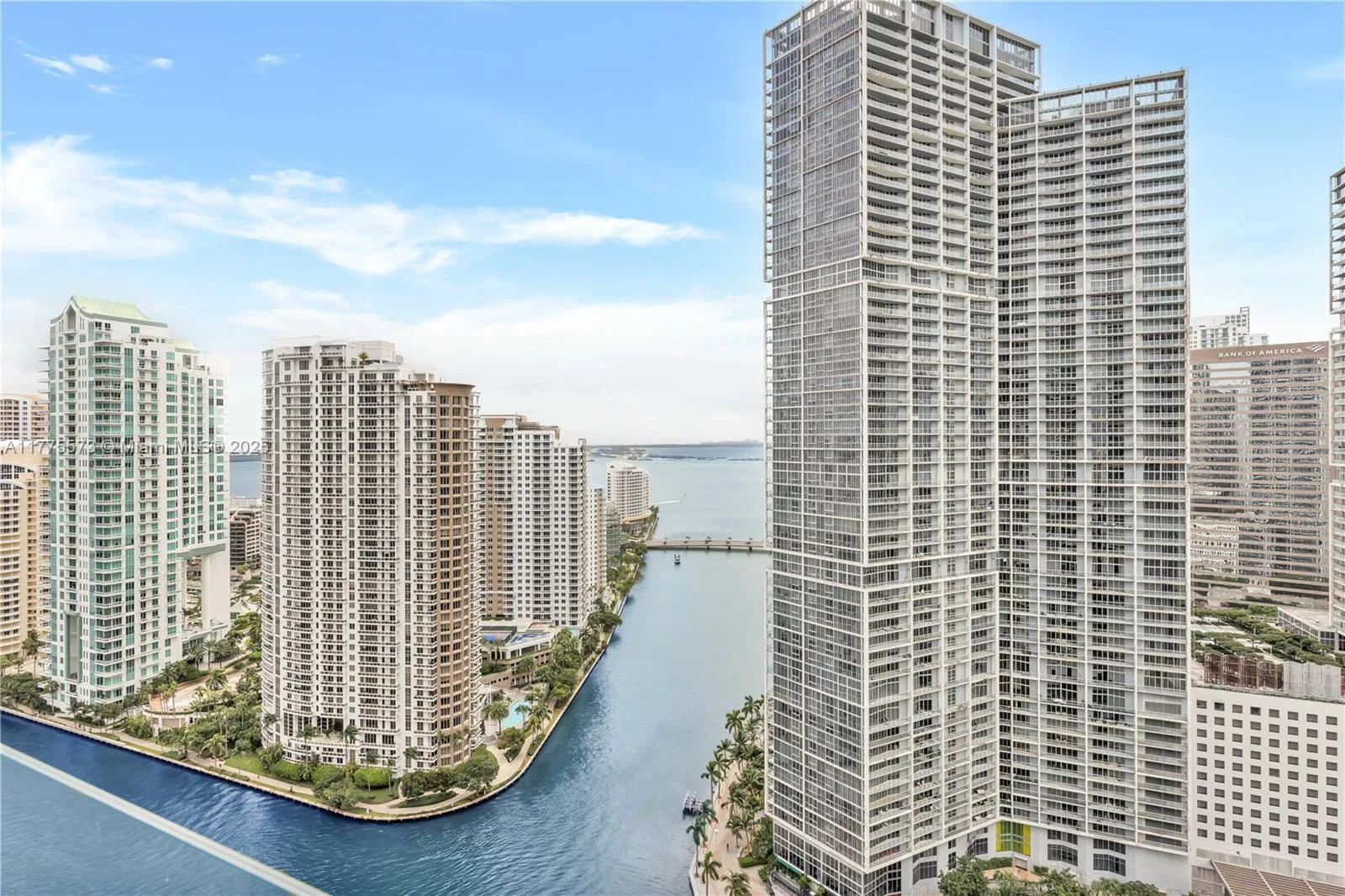 300 Biscayne Blvd way # 2907, Miami, FL 33131