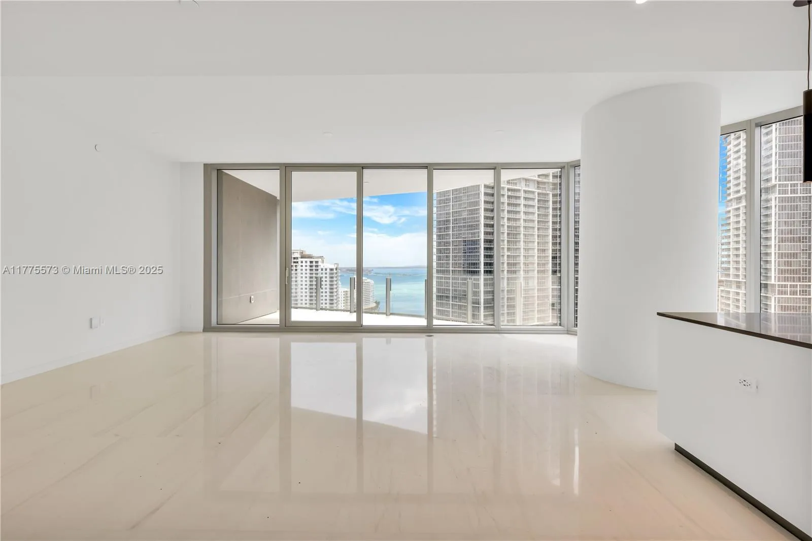 300 Biscayne Blvd way # 2907, Miami, FL 33131 photo 11