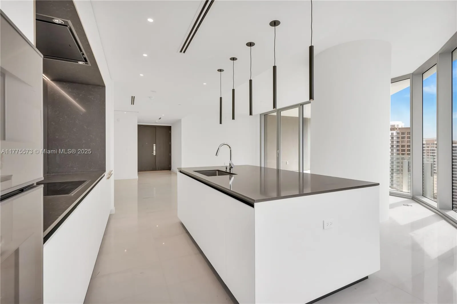 300 Biscayne Blvd way # 2907, Miami, FL 33131 photo 13