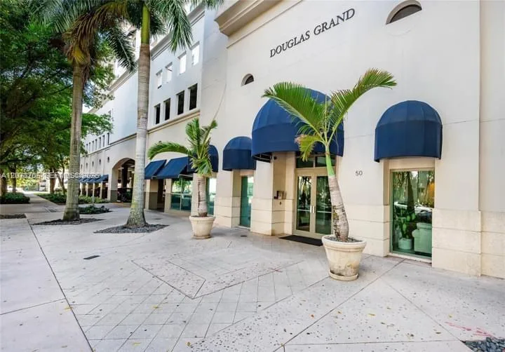 50 Menores Ave # 802, Coral Gables, FL 33134